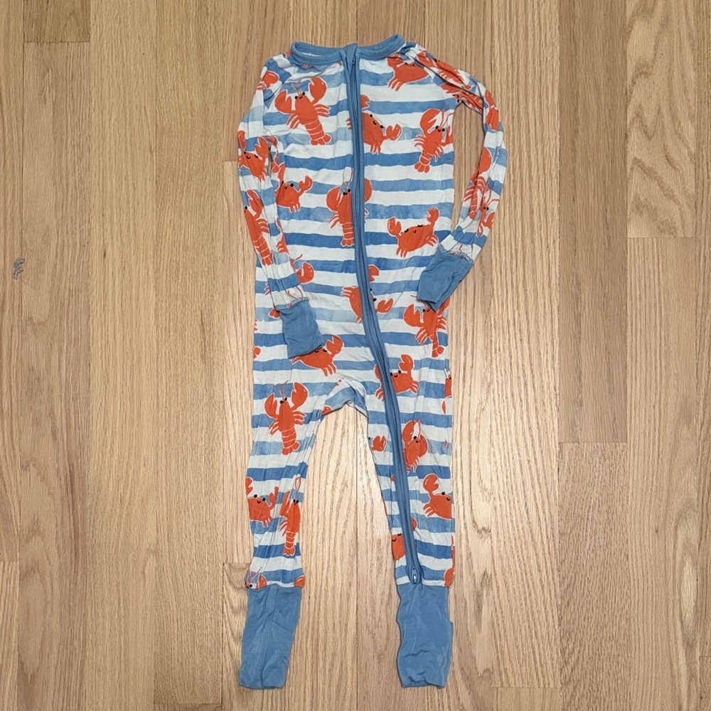 GENTLY USED LITTLE SLEEPIES ZIPPY